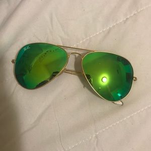 Green Mirrored Ray Bans